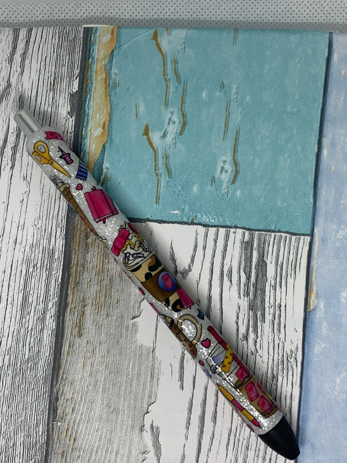 โ๏ธ๐ Sew Much Sparkle Glitter Pen