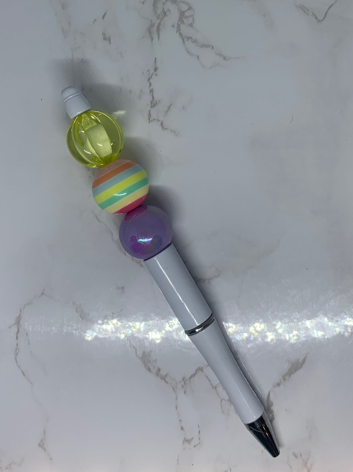 šš Pastel Rainbow Handmade Beaded Pen ā Colorful & Fun Design