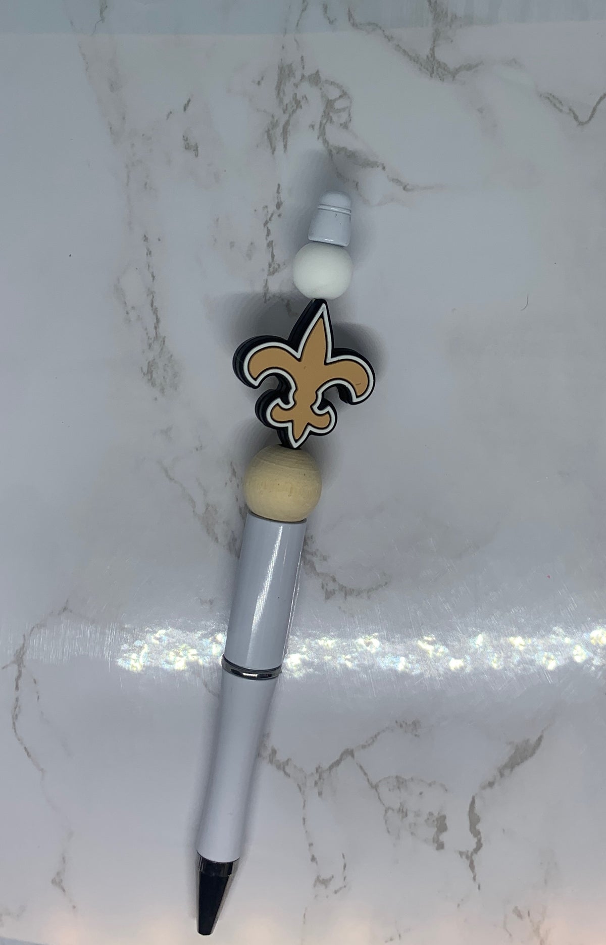 New Orleans Saints Fleur-de-Lis Handmade Beaded Pen š¤šāļø