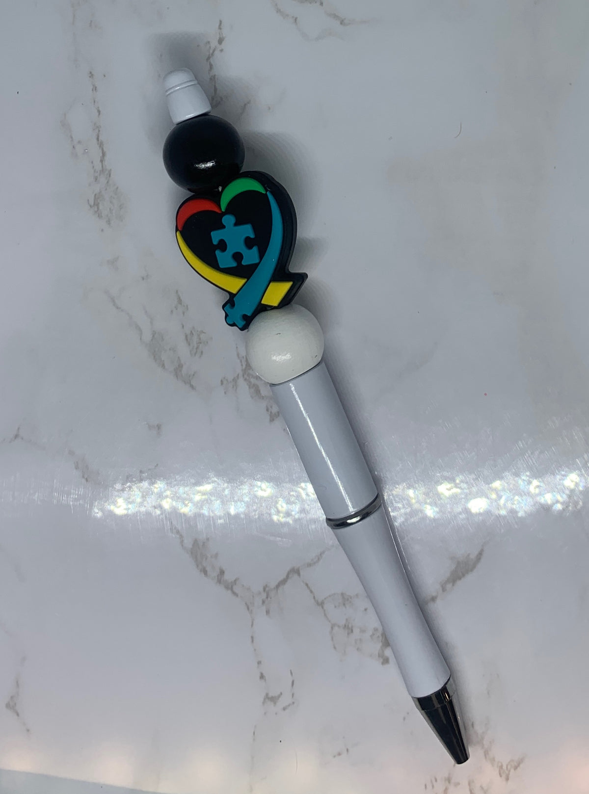 🧩💙 Autism Awareness Handmade Beaded Pen – Colorful Puzzle Heart Pen