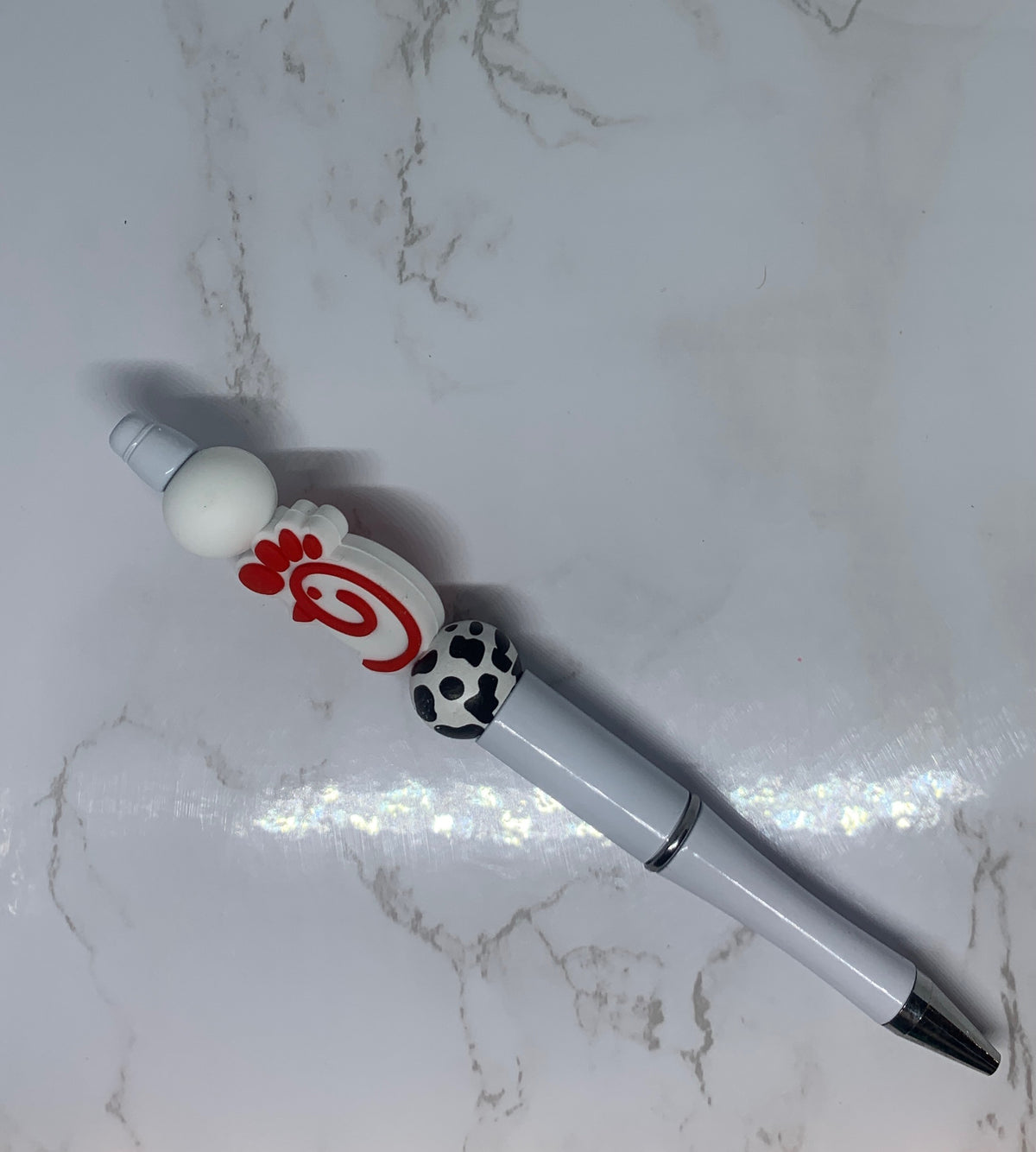 ❤️🐔 Chicken-Inspired Handmade Beaded Pen – Red, White & Black Cow Print Pen